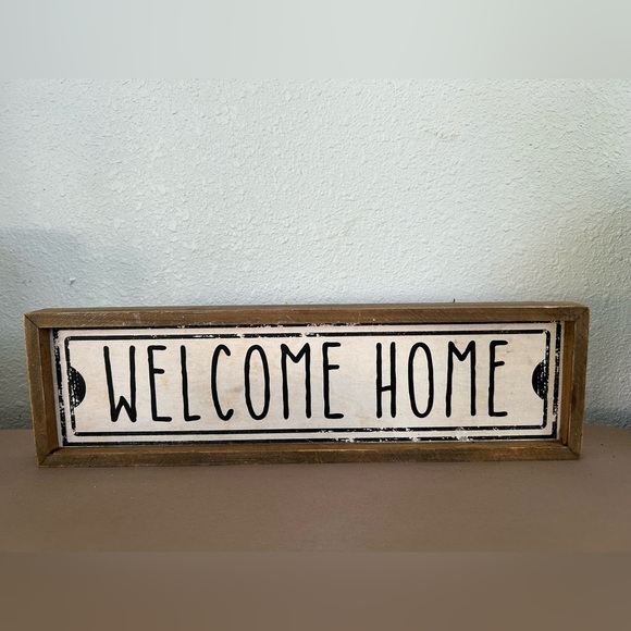 14 in Wood Welcome Home Sign - Picture 1 of 1